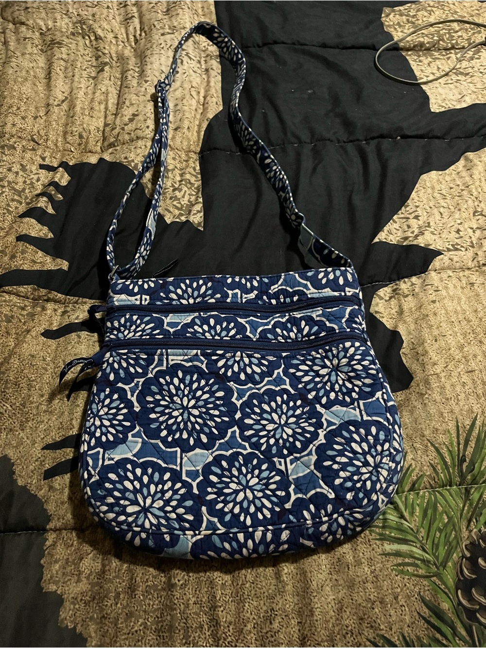 EUC CUTE VB CROSSBODY 13x11